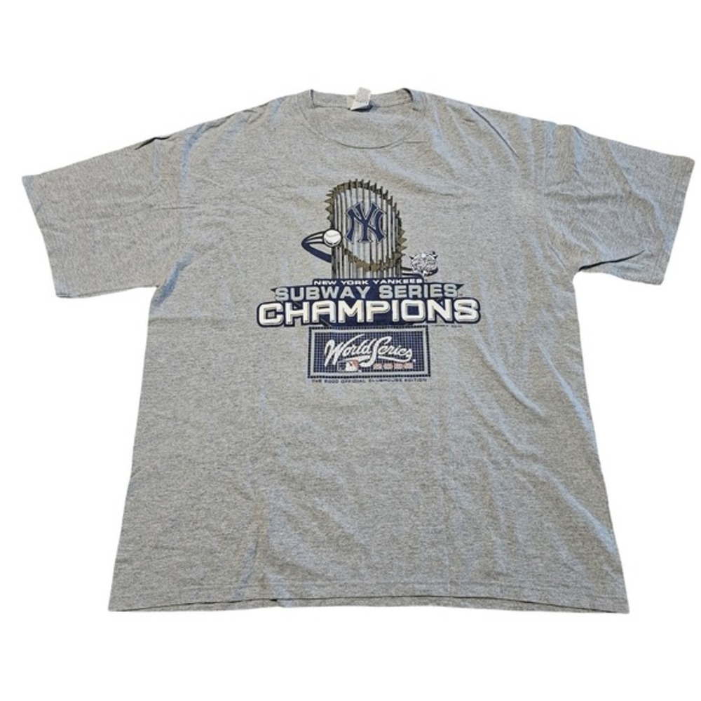 Vintage New York Yankees Shirt Men 2XL Gray 2000 World Series Clubhouse Edition‎